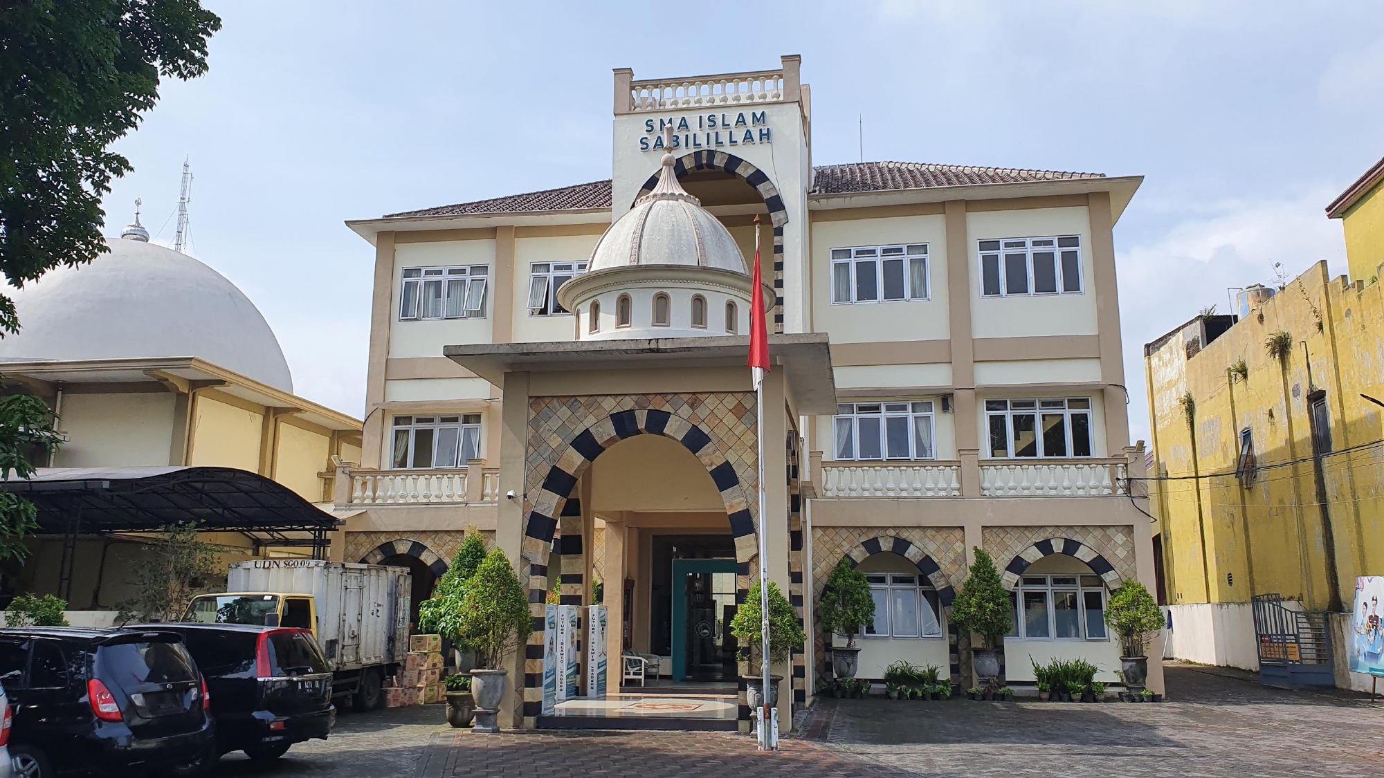 GEGUNG PERKATORAN SMA ISLAM SABILILLAH MALANG BOARDING SCHOOL, SEBAGAI MITRA